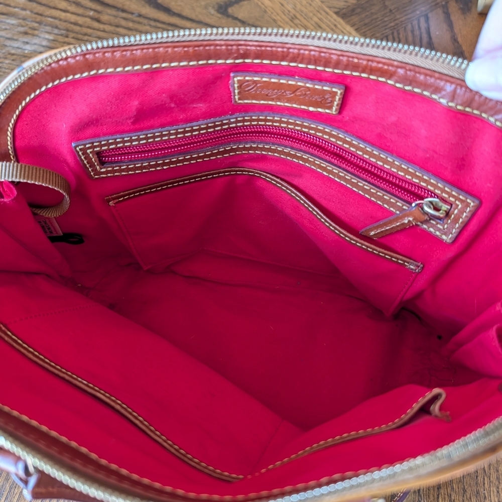 Dooney & Bourke Brown Ostrich Leather Bag and Wallet - Picture 7 of 11